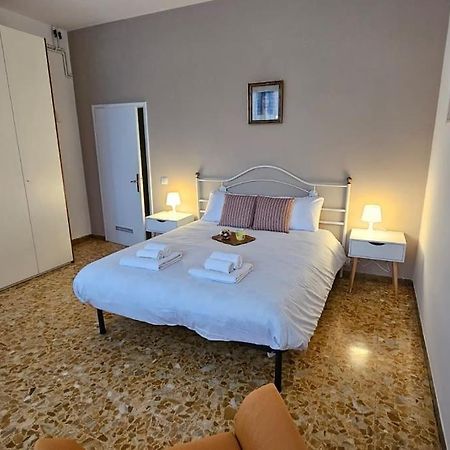 Monticelli Apt - 6 Posti Letto Firenze Kültér fotó